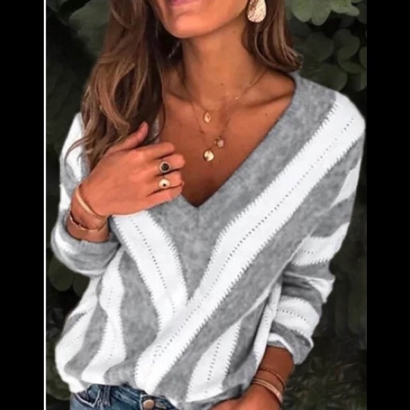 Beautiful Deep V Neck Striped Patchwork Grey/White Long Sleeve Soft Sexy Sweater - Picture 2 of 2